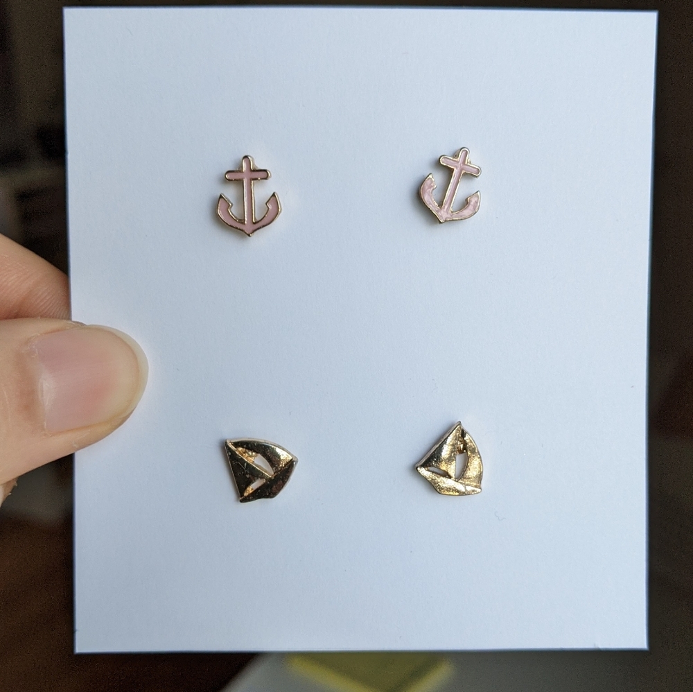 Claire's earrings set of 2 pairs